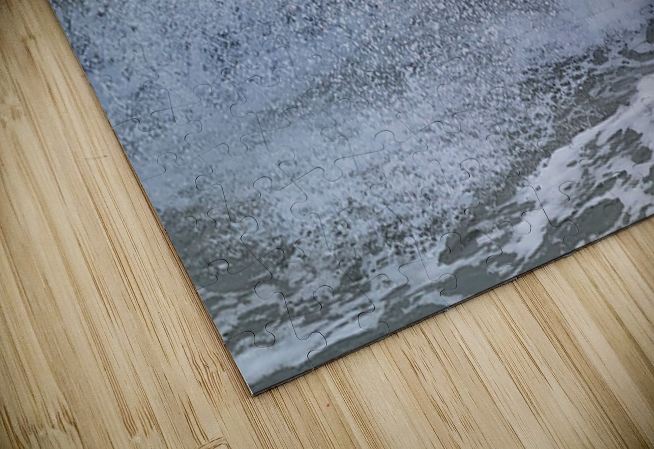 Tumbling Wave Spray  60.40 Peter Jordan Puzzle